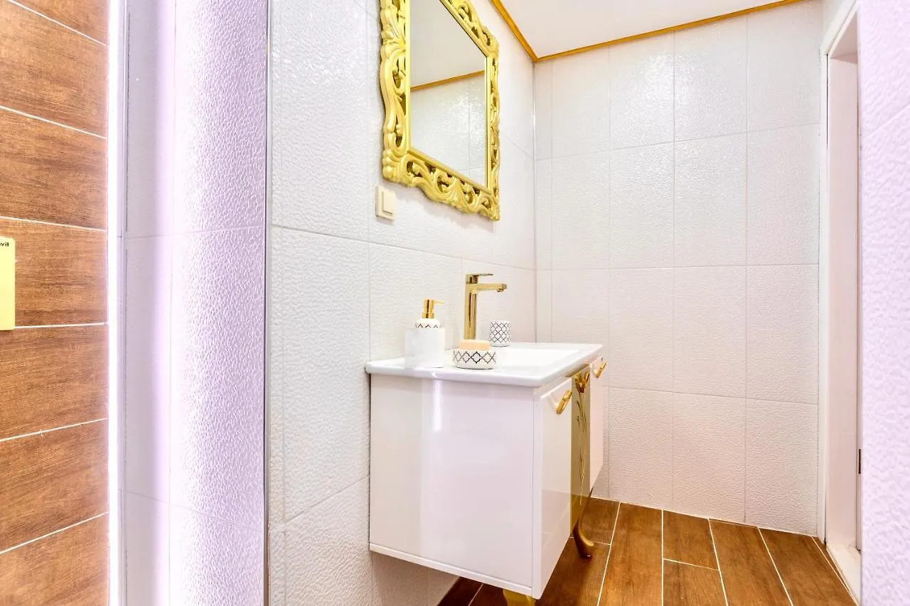 Jazzy Spectacular Homes 100 Mb Wi-Fi Antalya Apartment